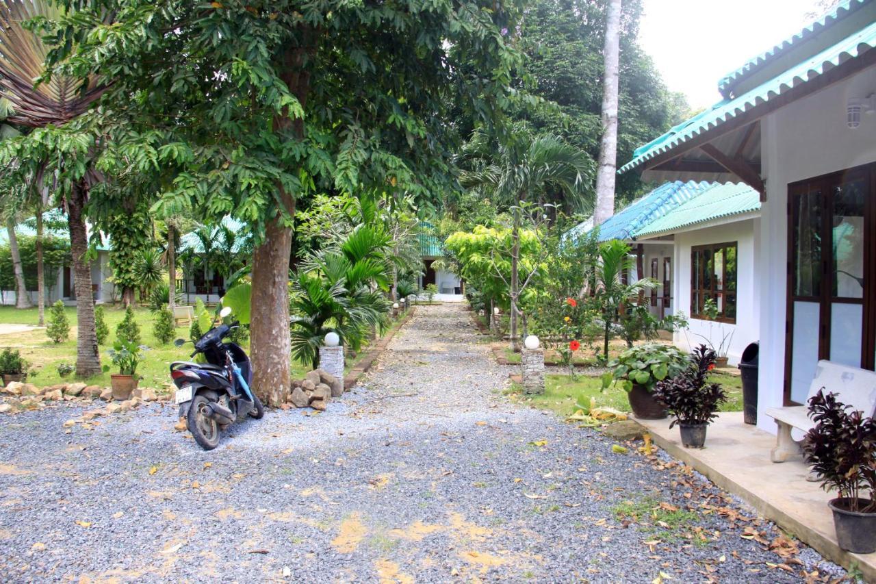 Station touristique Tropical Paradise Leelawadee *