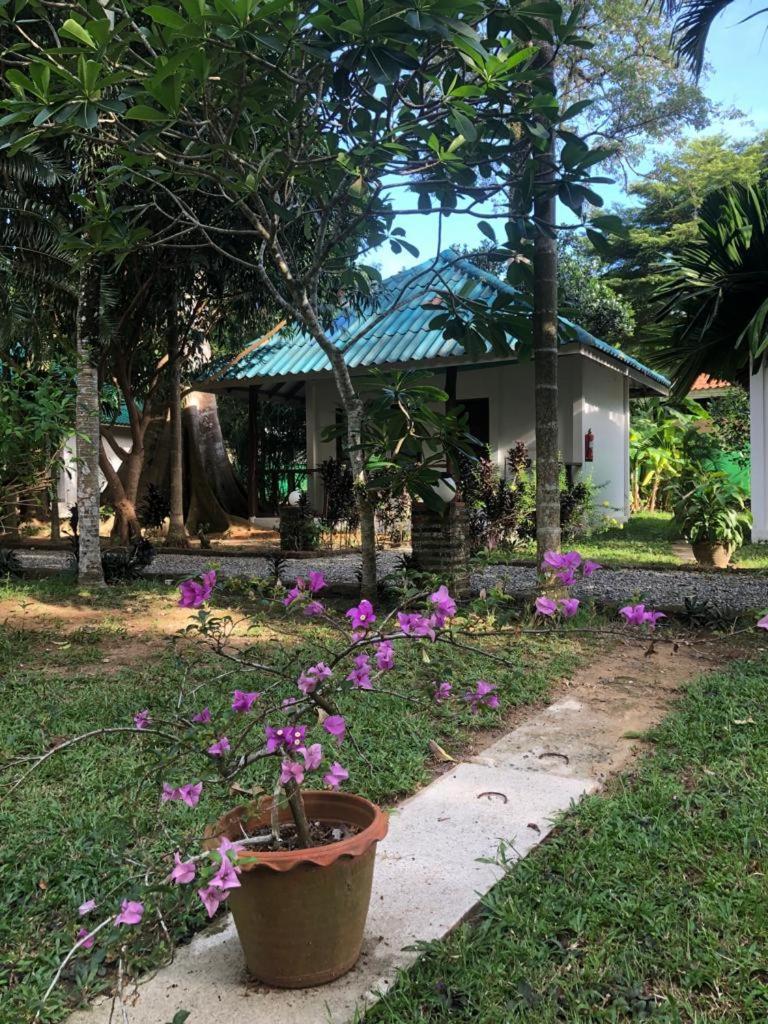Tropical Paradise Leelawadee Koh Chang